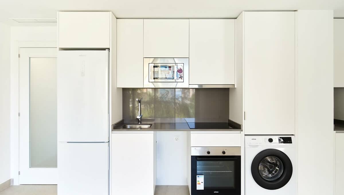 ABC Plaza Estepona - 2B Luxury Apartmnets for sale 50m from the beach (5)