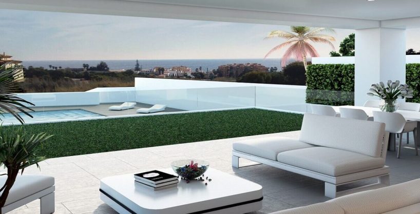 Stunning Sea View Villa For Sale in La Duquesa Golf