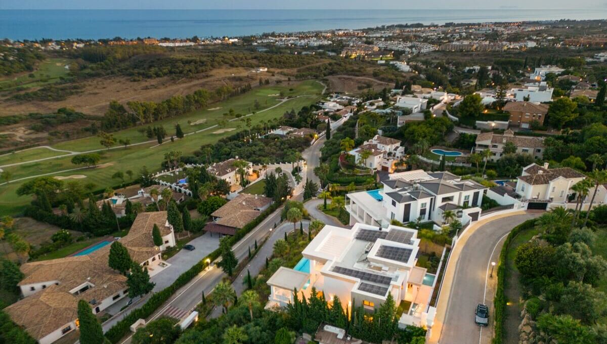 Villa El Paraiso 436 - Luxury living in Estepona (31)